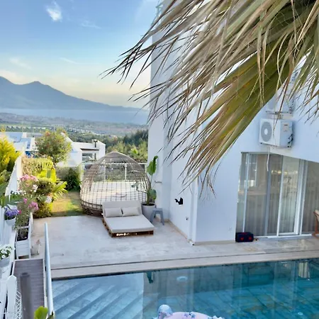 Mit Panorama-meerblick 20m Privatpool * Kusadası