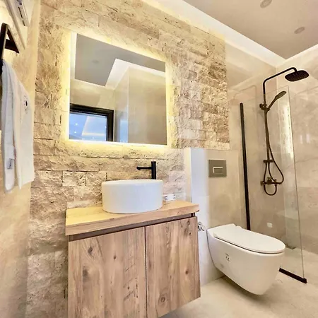 Villa Mit Panorama-meerblick 20m Privatpool Kusadası