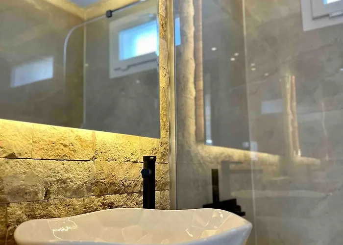 Villa Mit Panorama-meerblick 20m Privatpool Kuşadası