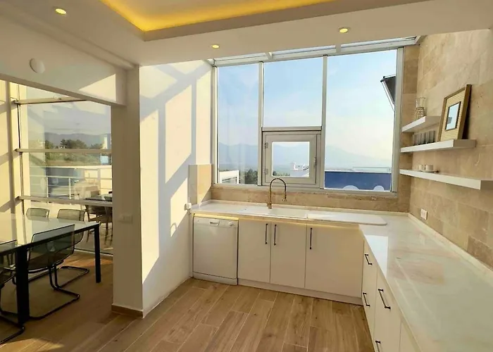 Mit Panorama-meerblick 20m Privatpool Kuşadası