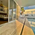 Mit Panorama-meerblick 20m Privatpool Vilă *