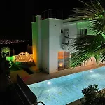Mit Panorama-meerblick 20m Privatpool Vilă *