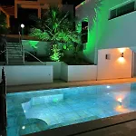 Mit Panorama-meerblick 20m Privatpool